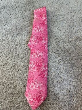 Children's Floral Pink Tie for Special Occasions
